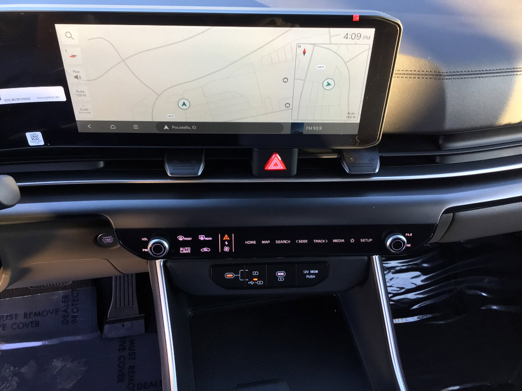 New 2026 Kia Carnival LX image 12