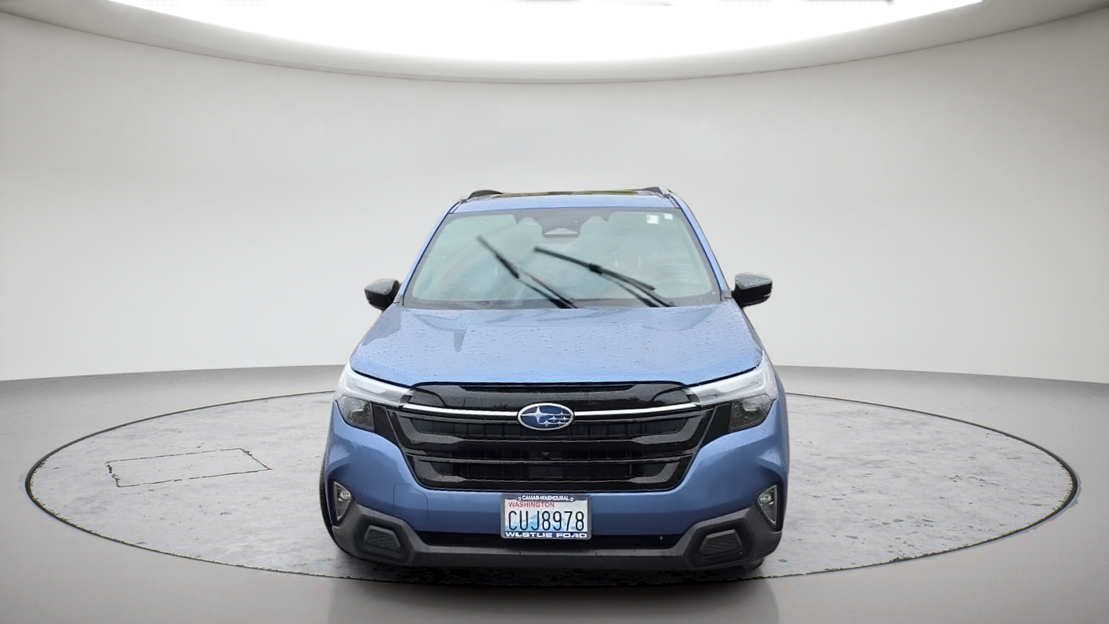 Used 2025 Subaru Forester Touring w/ Popular Package - Touring AWD/4WD image 2