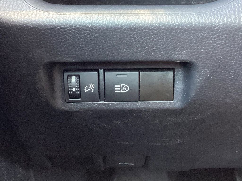 Used 2024 Toyota RAV4 LE image 24
