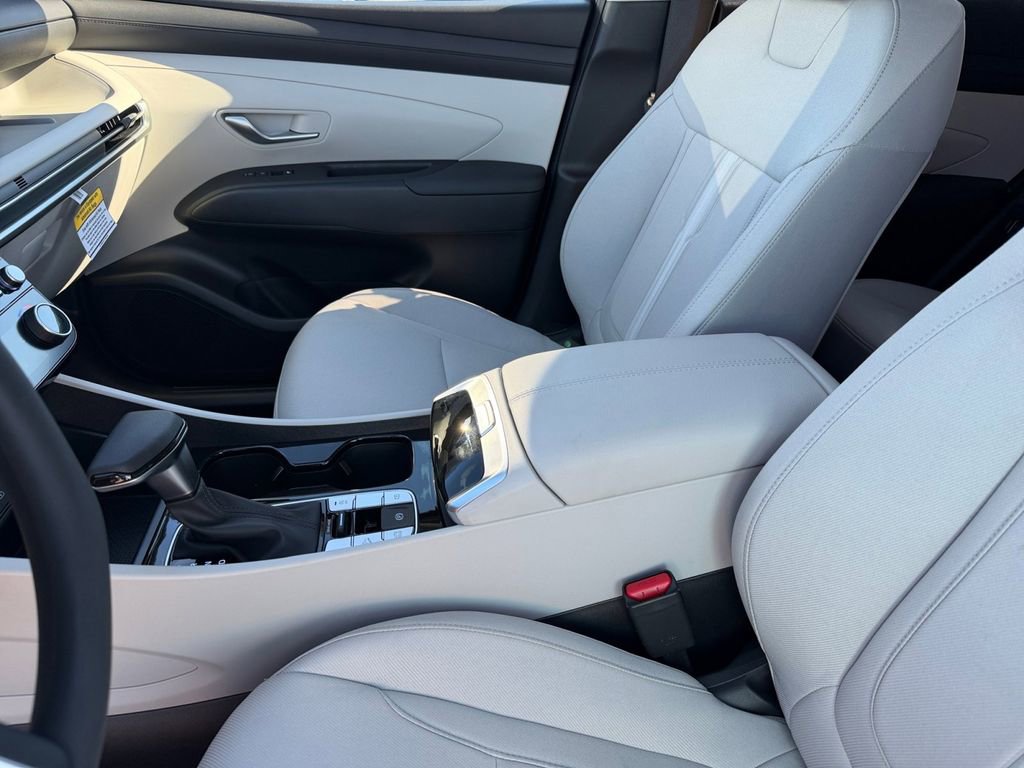 New 2026 Hyundai Tucson SEL FWD image 12