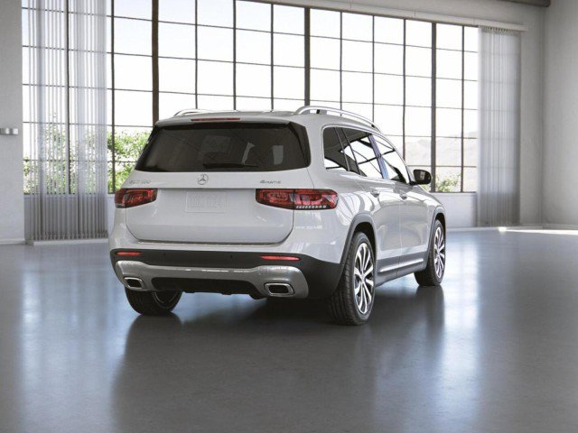 Used 2022 Mercedes-Benz GLB 250 4MATIC image 23