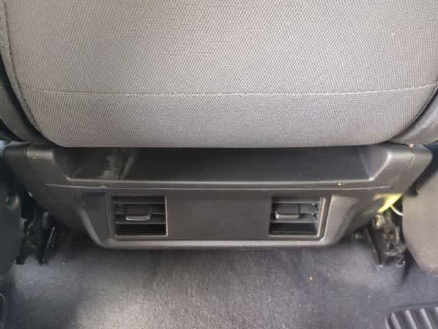 Used 2023 Chevrolet Silverado 1500 Custom image 36
