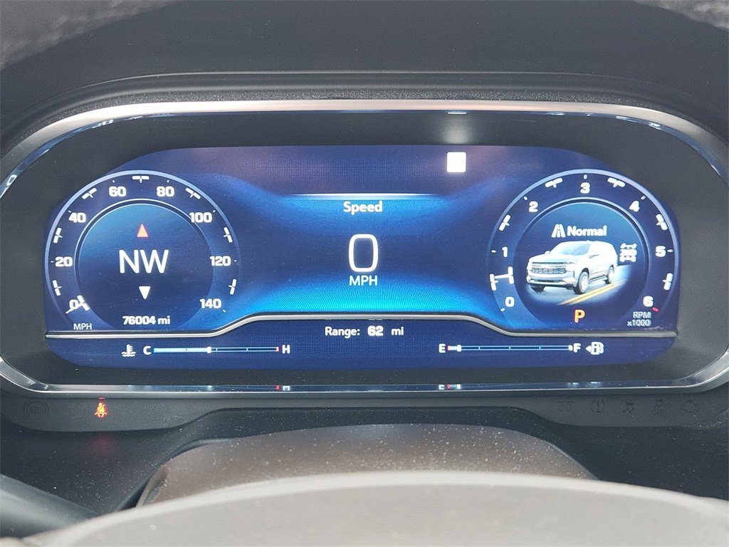 Used 2022 Chevrolet Suburban LT image 16