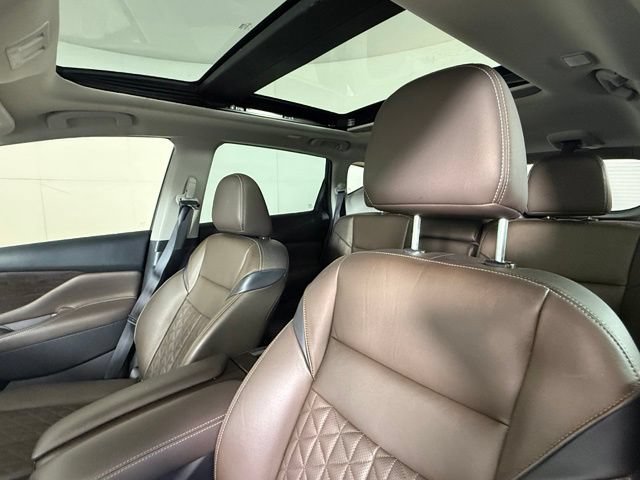 Used 2022 Nissan Murano Platinum w/ Cargo Package FWD image 15