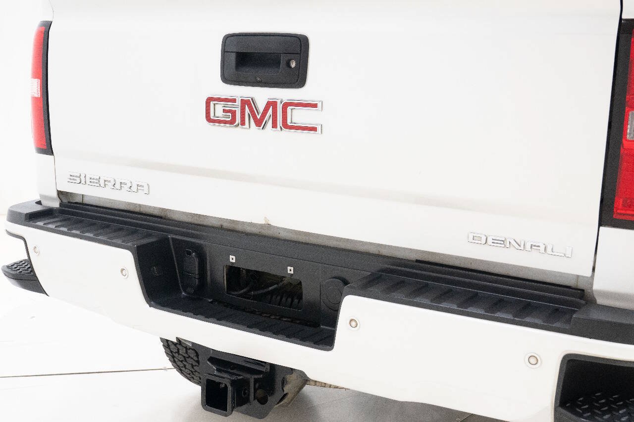 Used 2018 GMC Sierra 3500 Denali w/ Duramax Plus Package AWD/4WD image 20