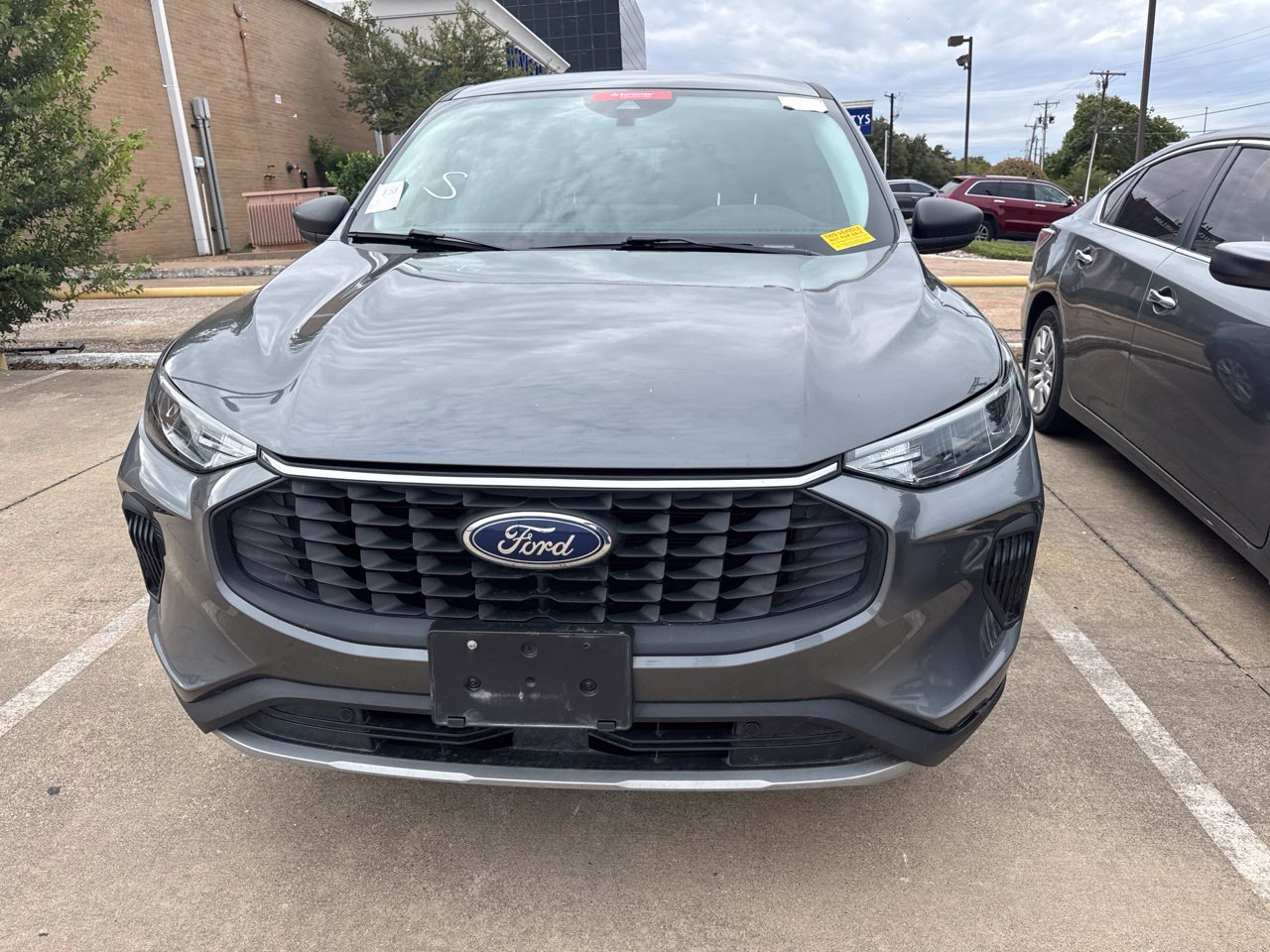Used 2024 Ford Escape Active w/ Tech Pack #1 FWD image 2