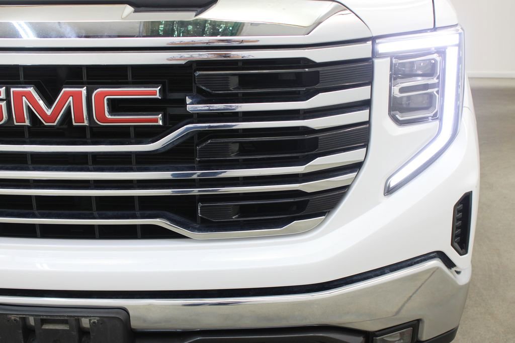 Used 2025 GMC Sierra 1500 SLT AWD/4WD image 8
