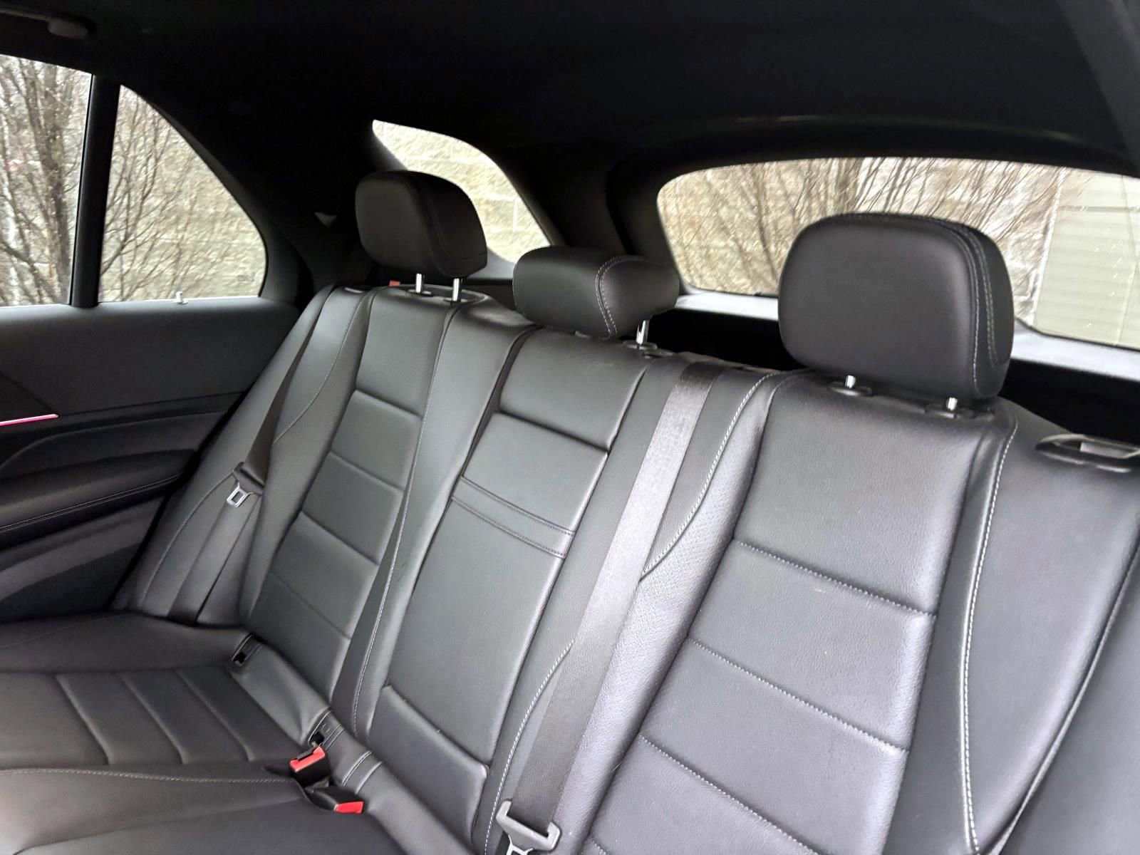 Used 2021 Mercedes-Benz GLE 350 4MATIC image 26