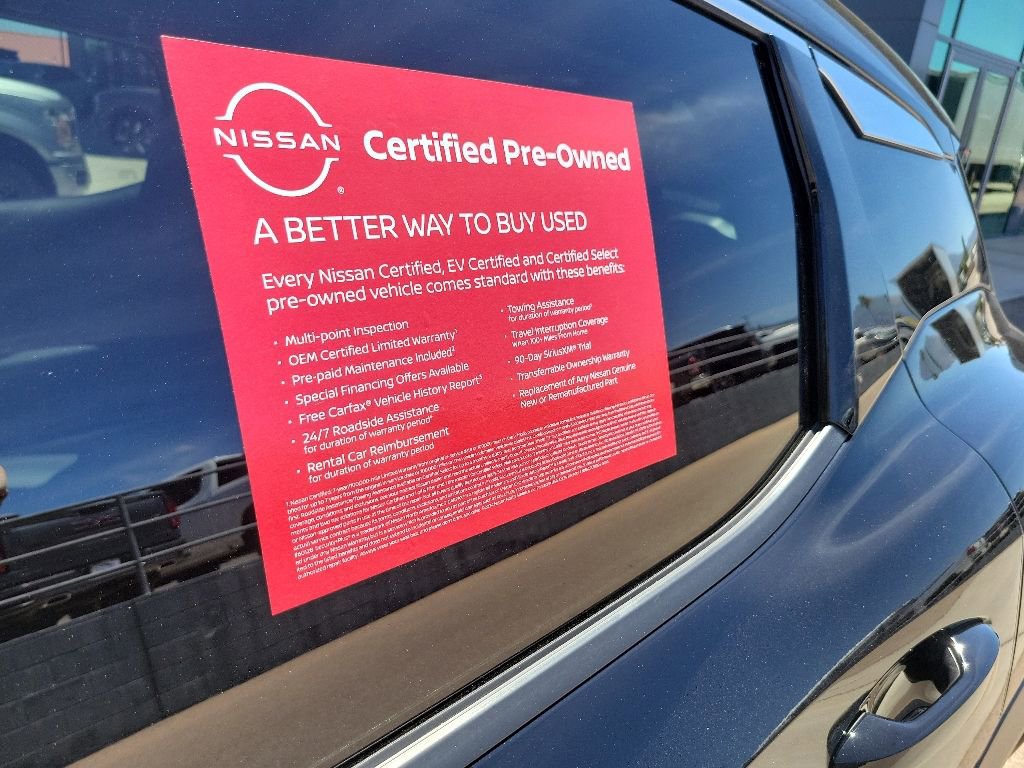 Used 2025 Nissan Kicks SR FWD image 18