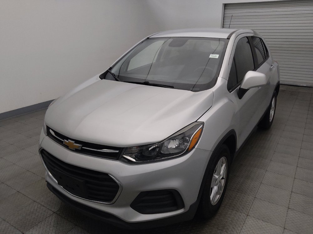 Used 2020 Chevrolet Trax LS w/ Tint and Cruise Package FWD image 15