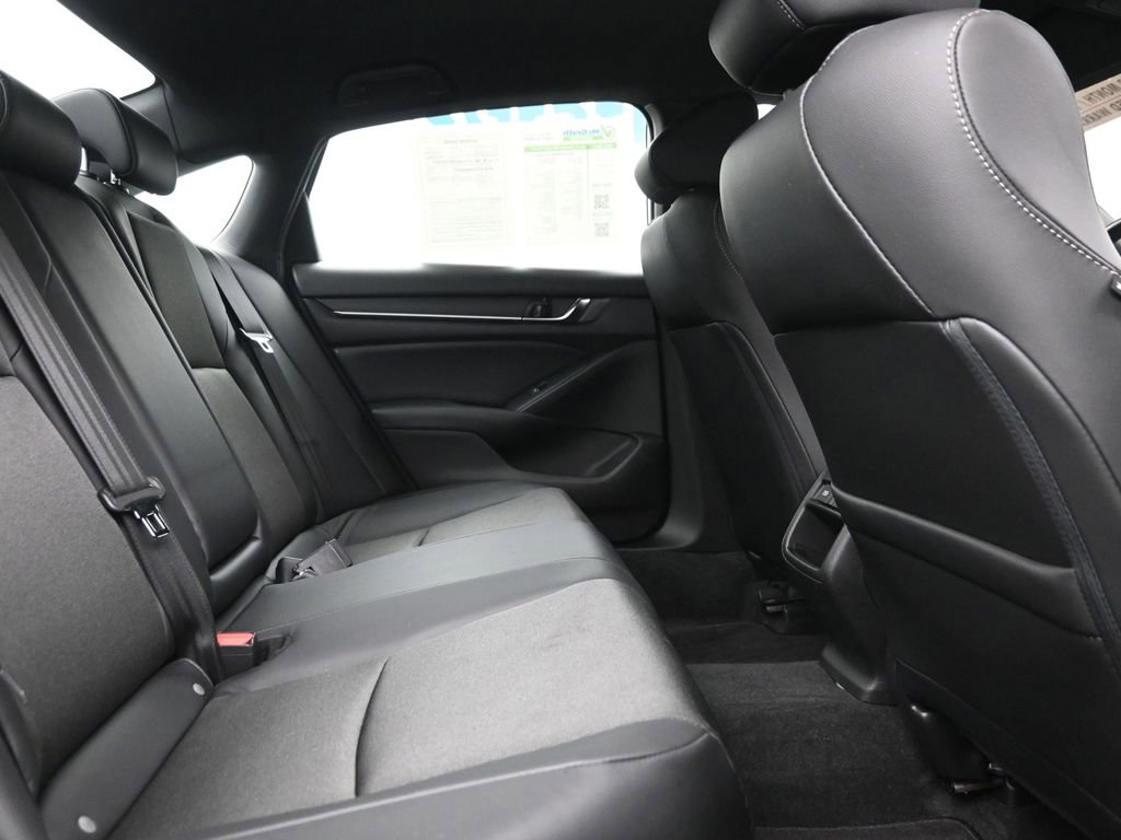 Used 2022 Honda Accord Sport image 9