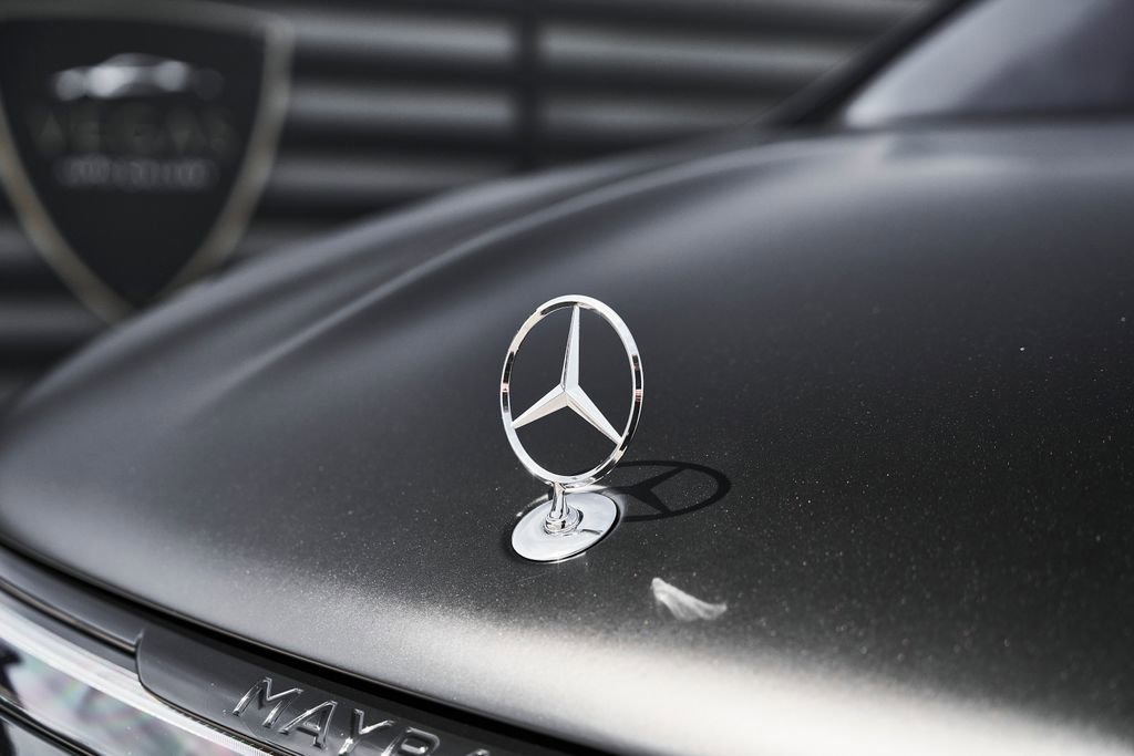 Used 2024 Mercedes-Benz Maybach EQS 680 4MATIC image 7