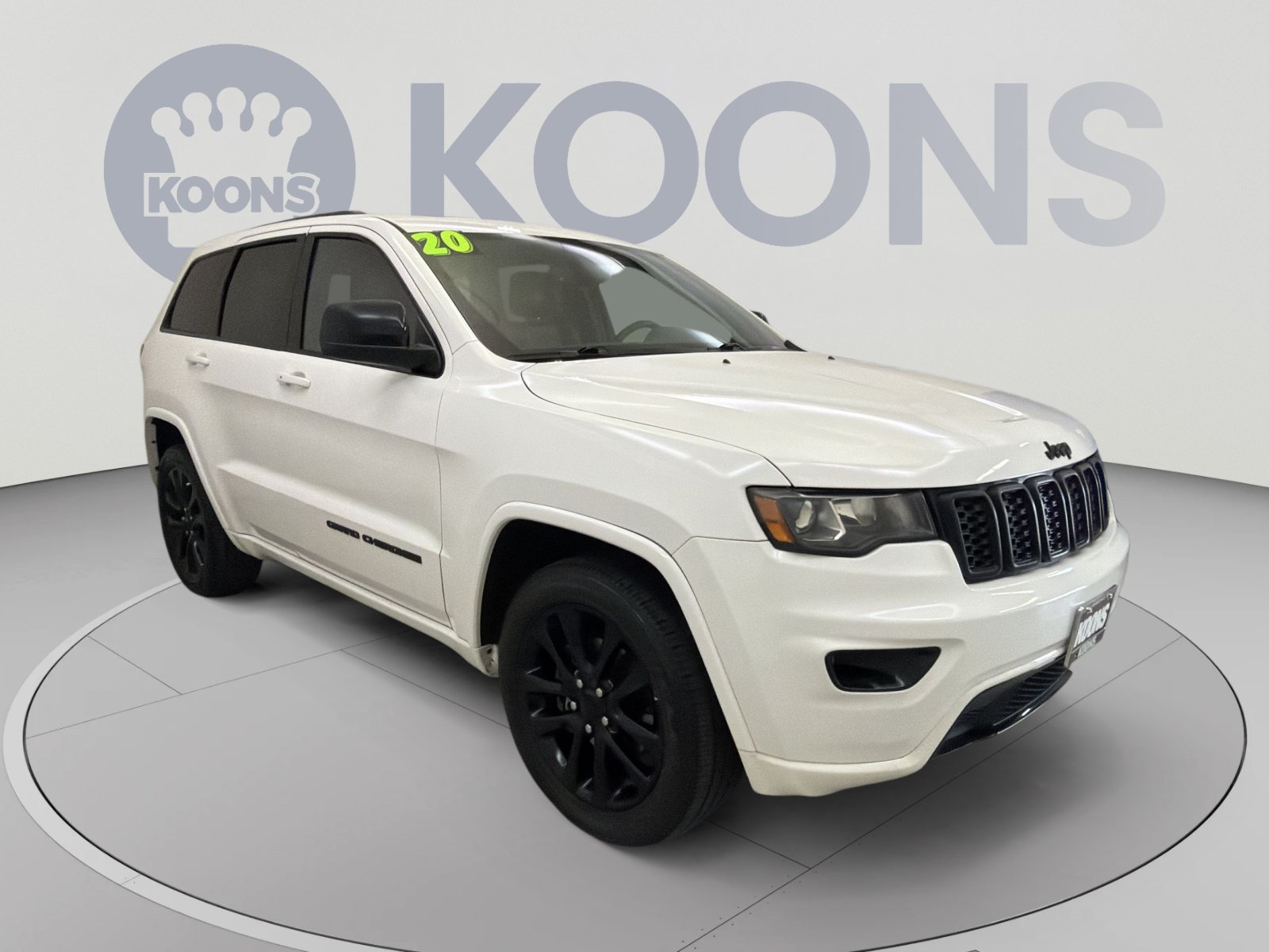 Used 2020 Jeep Grand Cherokee Altitude RWD image 2