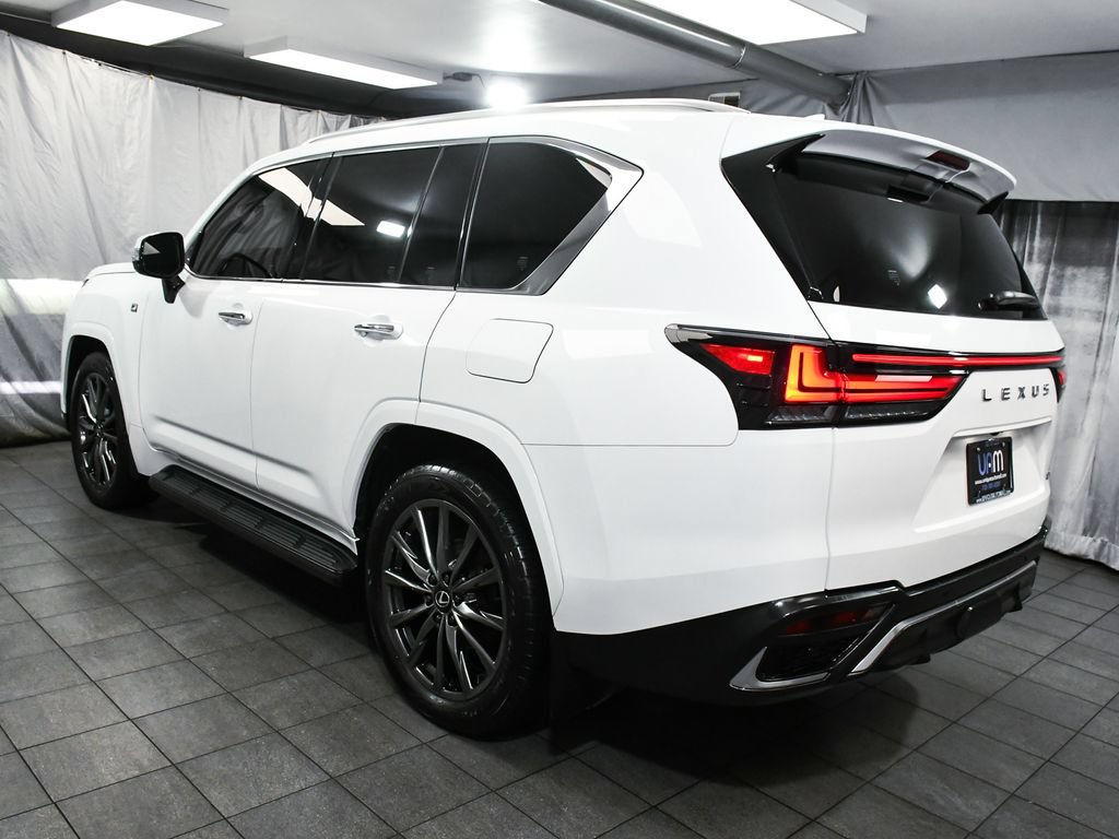 Used 2024 Lexus LX 600 F Sport AWD/4WD image 4