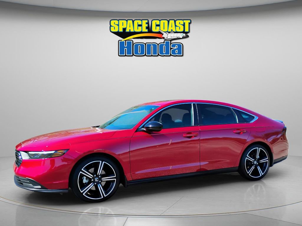 Used 2025 Honda Accord Sport image 4