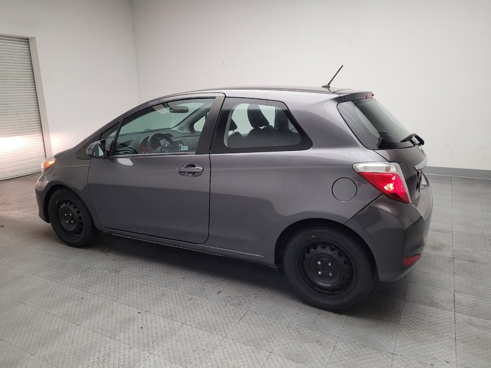 Used 2014 Toyota Yaris L FWD image 3