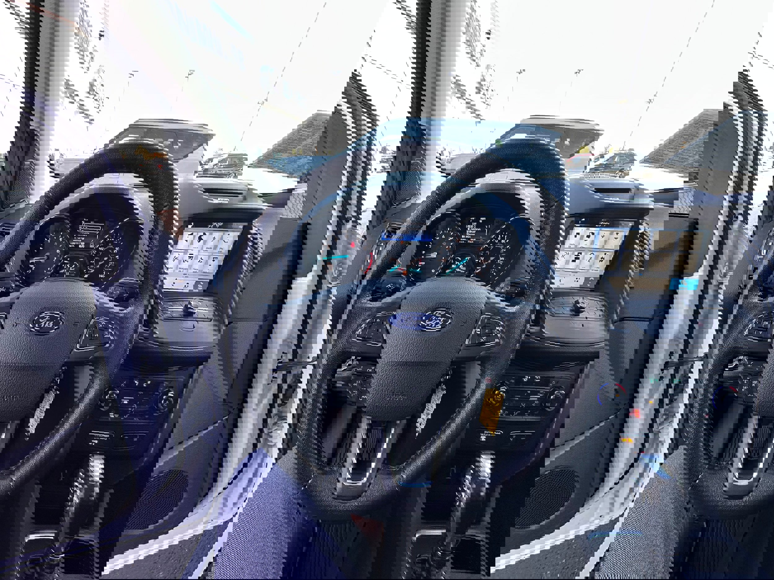 Used 2018 Ford Escape SEL image 16