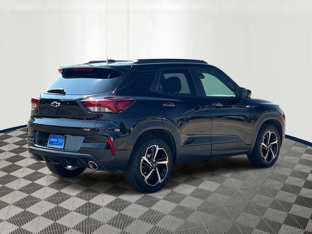 Used 2023 Chevrolet TrailBlazer RS w/ Sun and Liftgate Package AWD/4WD image 5