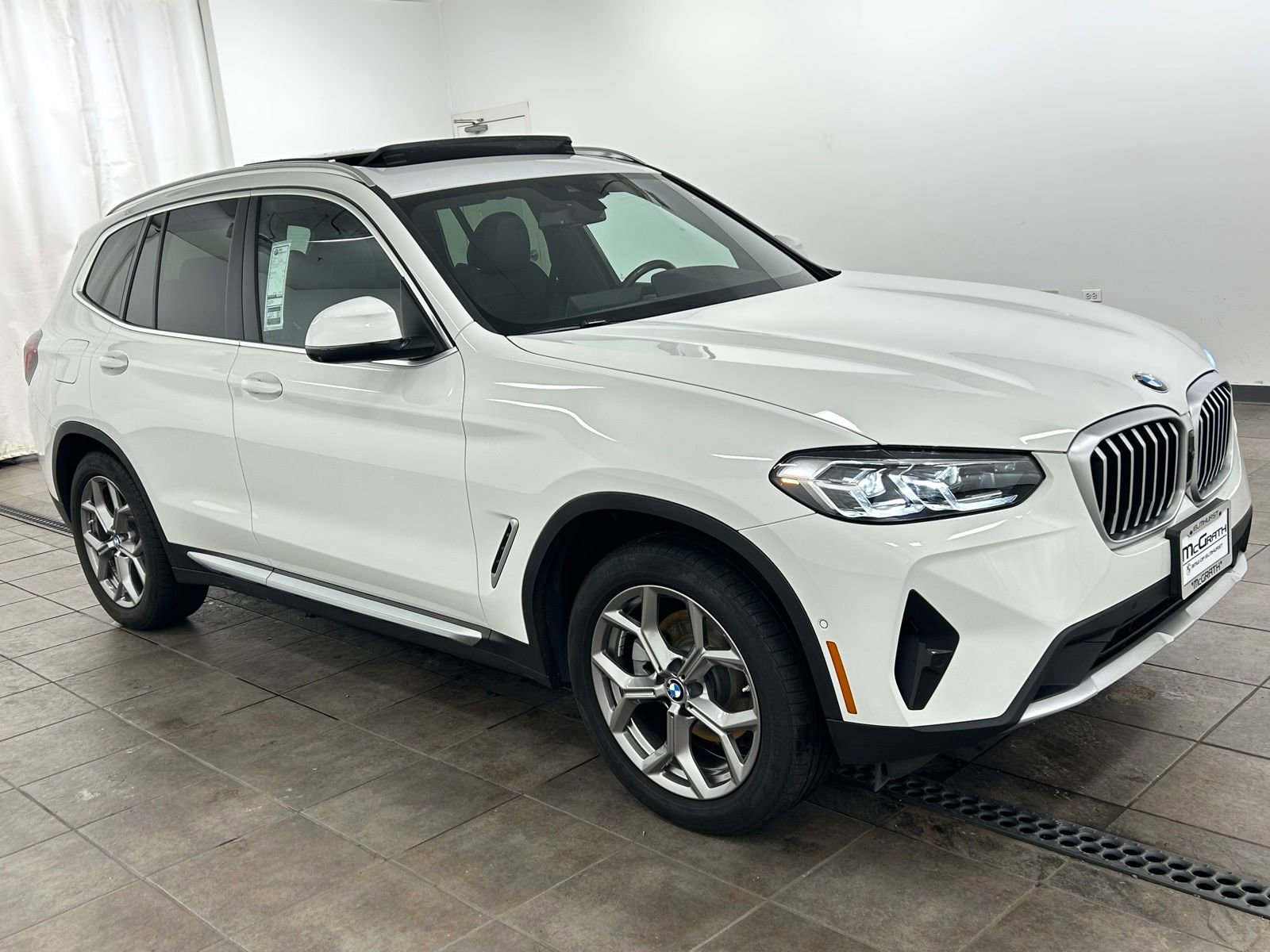 Used 2023 BMW X3 xDrive30i w/ Convenience Package w/ZPA image 6