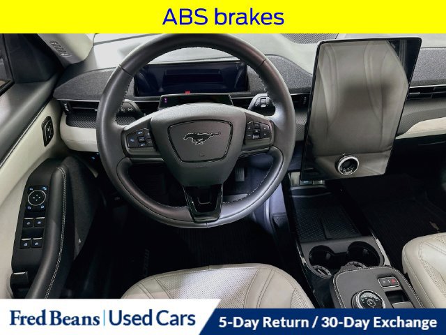 Used 2023 Ford Mustang Mach-E Premium AWD/4WD image 30