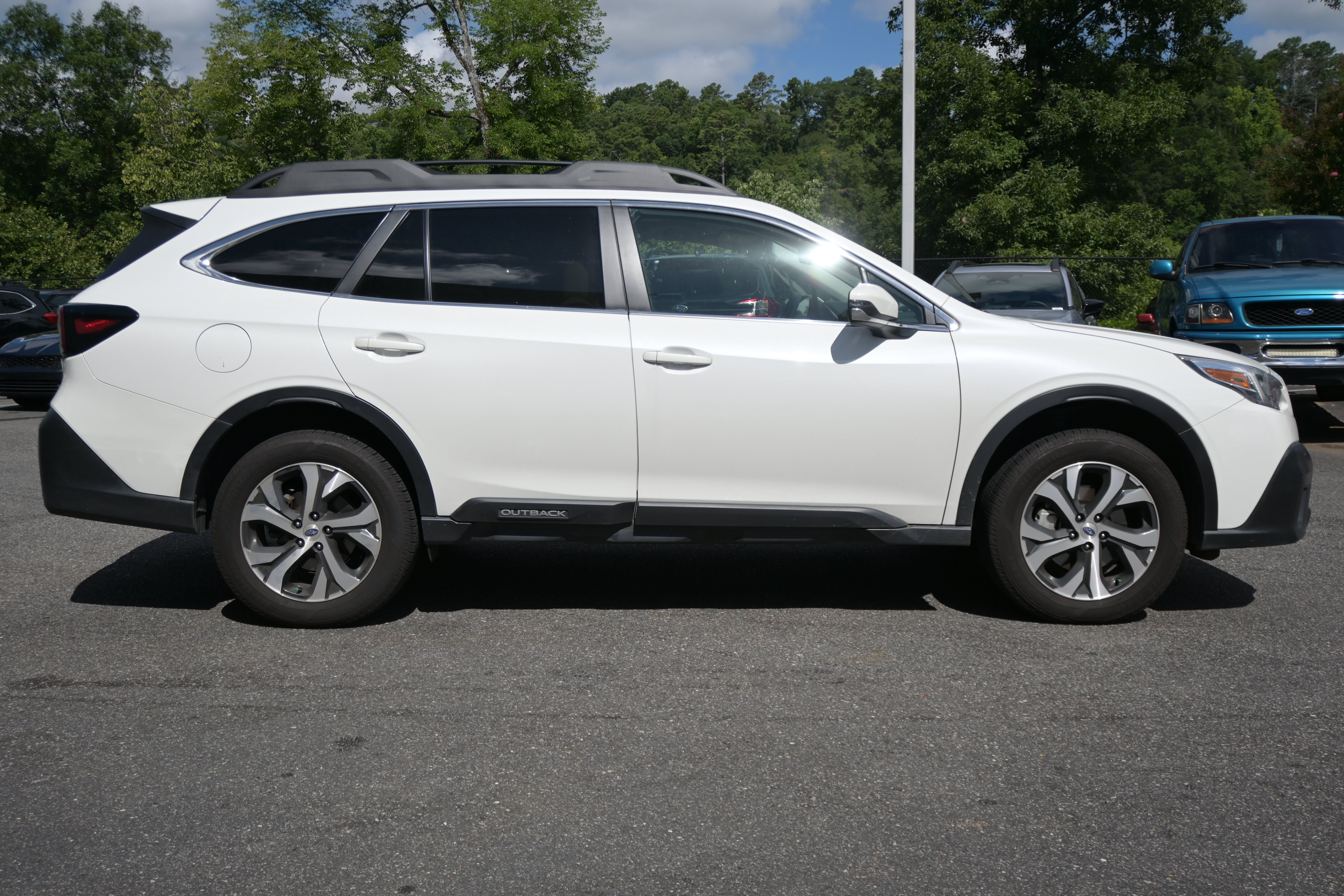 Used 2021 Subaru Outback Limited XT AWD/4WD image 10
