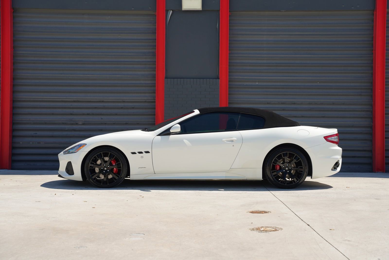 Used 2018 Maserati GranTurismo Sport image 10