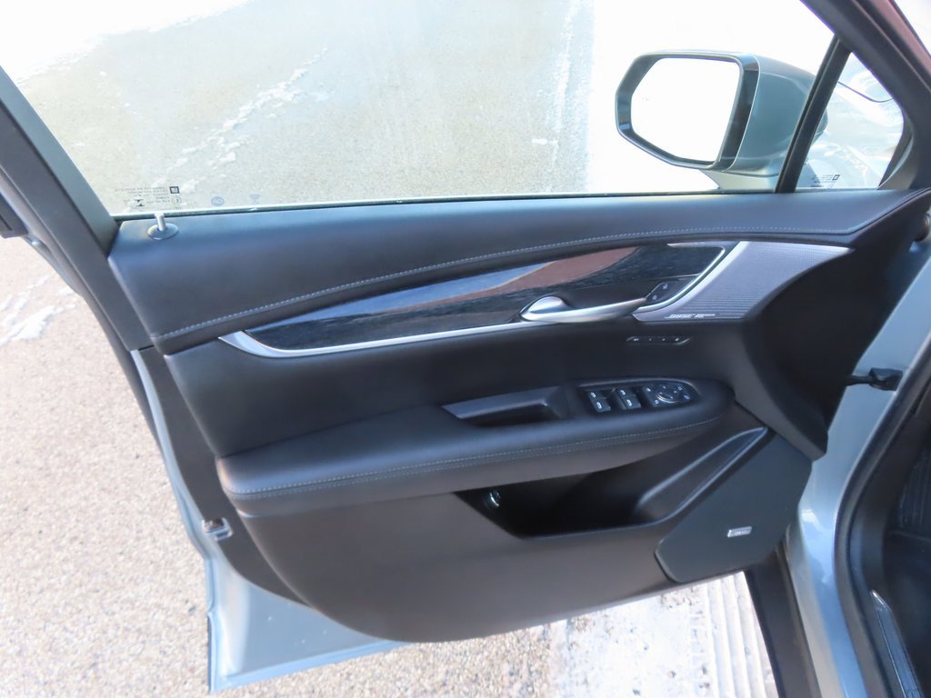 Used 2023 Cadillac XT5 Premium Luxury w/ Technology Package image 32