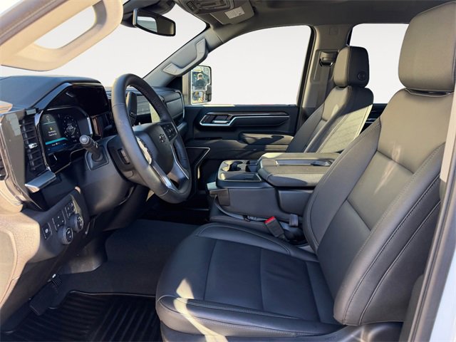 Used 2026 Chevrolet Silverado 3500 LT w/ Trail Boss Package image 9