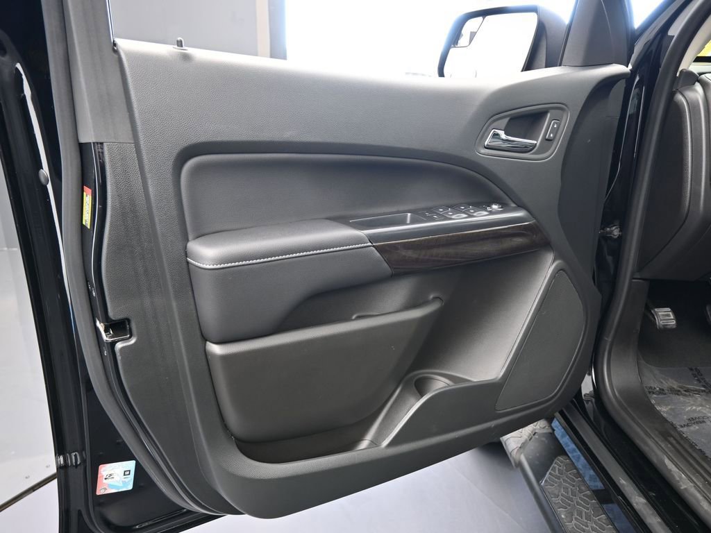 Used 2022 GMC Canyon Elevation w/ Elevation Premium Package image 16