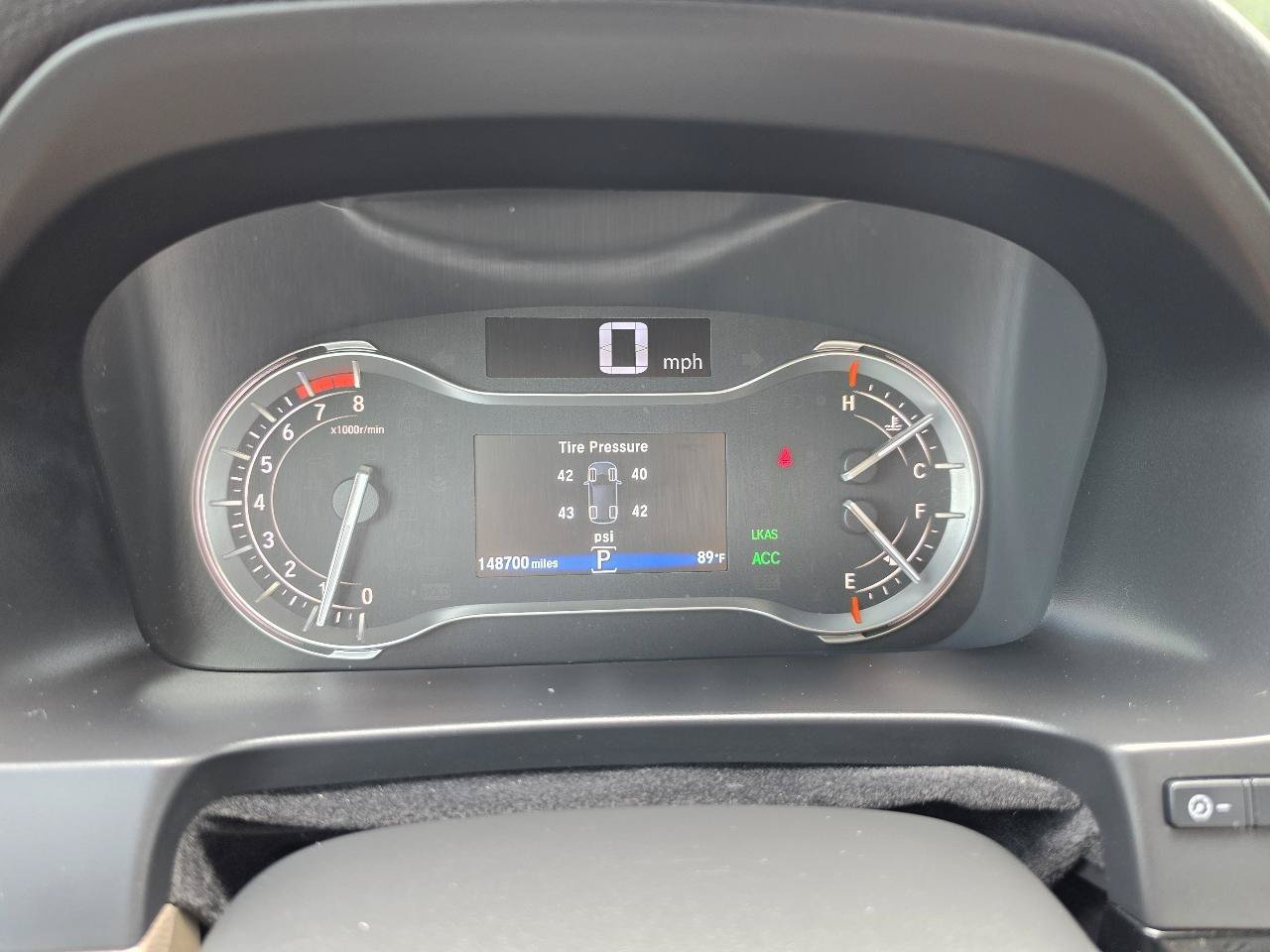 Used 2017 Honda Pilot Touring image 12