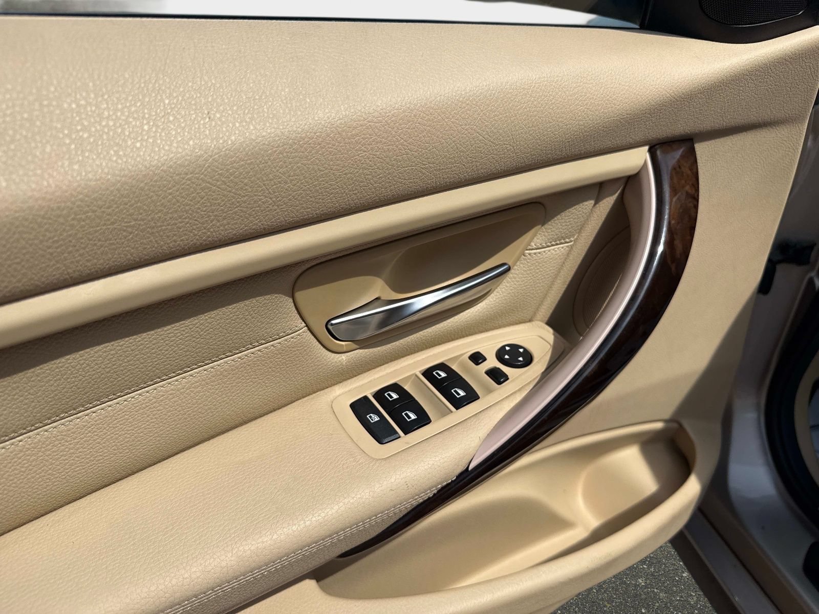 Used 2015 BMW 328i Sedan RWD image 14