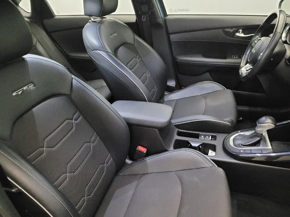 Used 2023 Kia Forte GT-Line w/ GT-Line Premium Package image 21