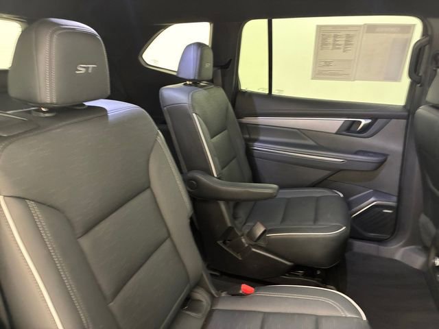 Certified 2025 Buick Enclave Sport Touring image 16