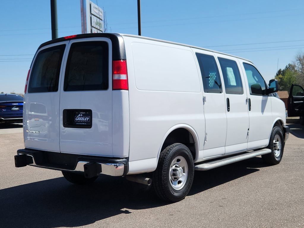 Used 2021 Chevrolet Express 2500 w/ Driver Convenience Package image 3