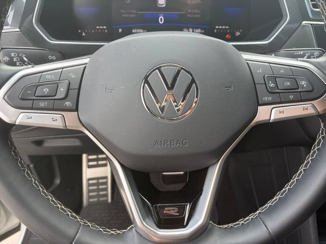 Used 2023 Volkswagen Tiguan SE R-Line FWD image 7