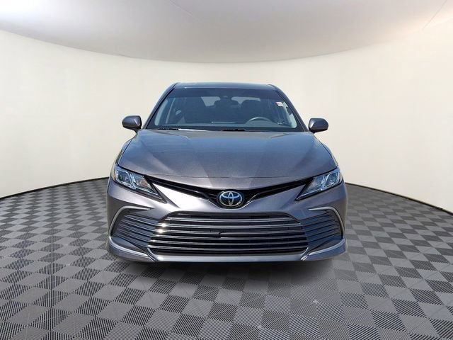 Used 2022 Toyota Camry LE FWD image 2