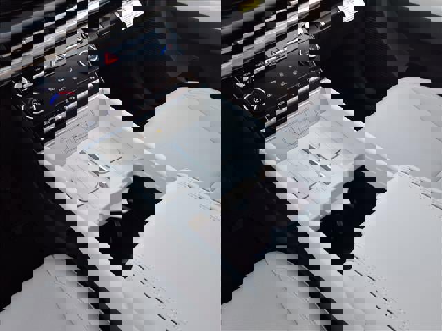 New 2026 Hyundai Santa Fe SE image 17