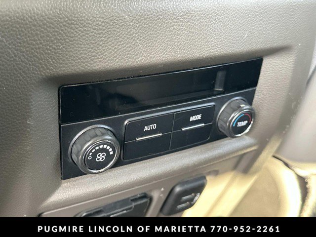 Used 2019 Chevrolet Traverse LT w/ LT Premium Package image 22