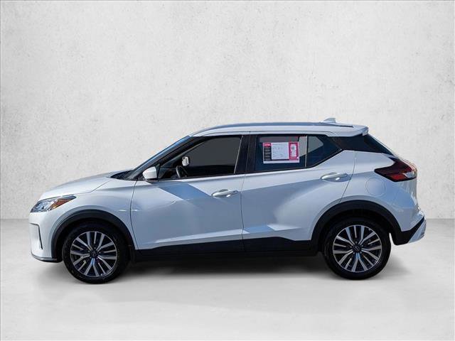 Used 2022 Nissan Kicks SV image 9