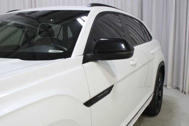 Used 2023 Volkswagen Atlas Cross Sport SEL R-Line image 36