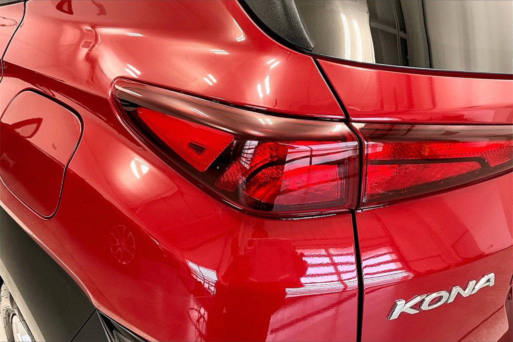 Used 2022 Hyundai Kona SEL w/ Cargo Package image 31