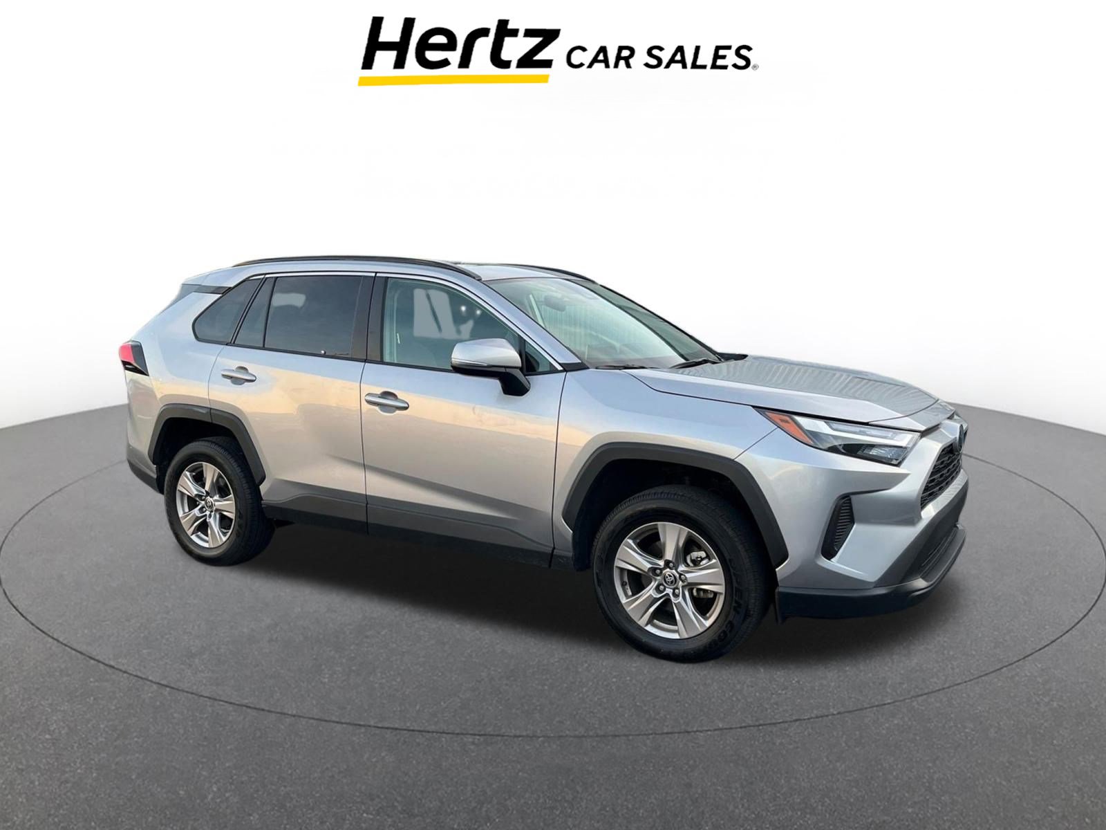 Used 2025 Toyota RAV4 XLE video 1
