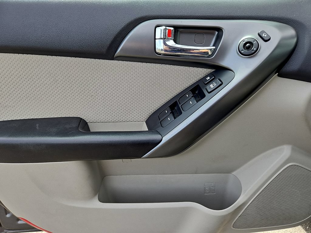 Used 2013 Kia Forte EX w/ Fuel Economy Pkg FWD image 16