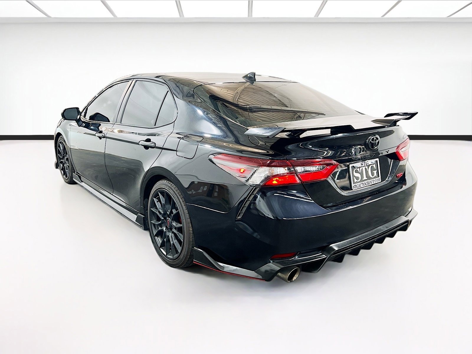 Used 2021 Toyota Camry TRD FWD image 4