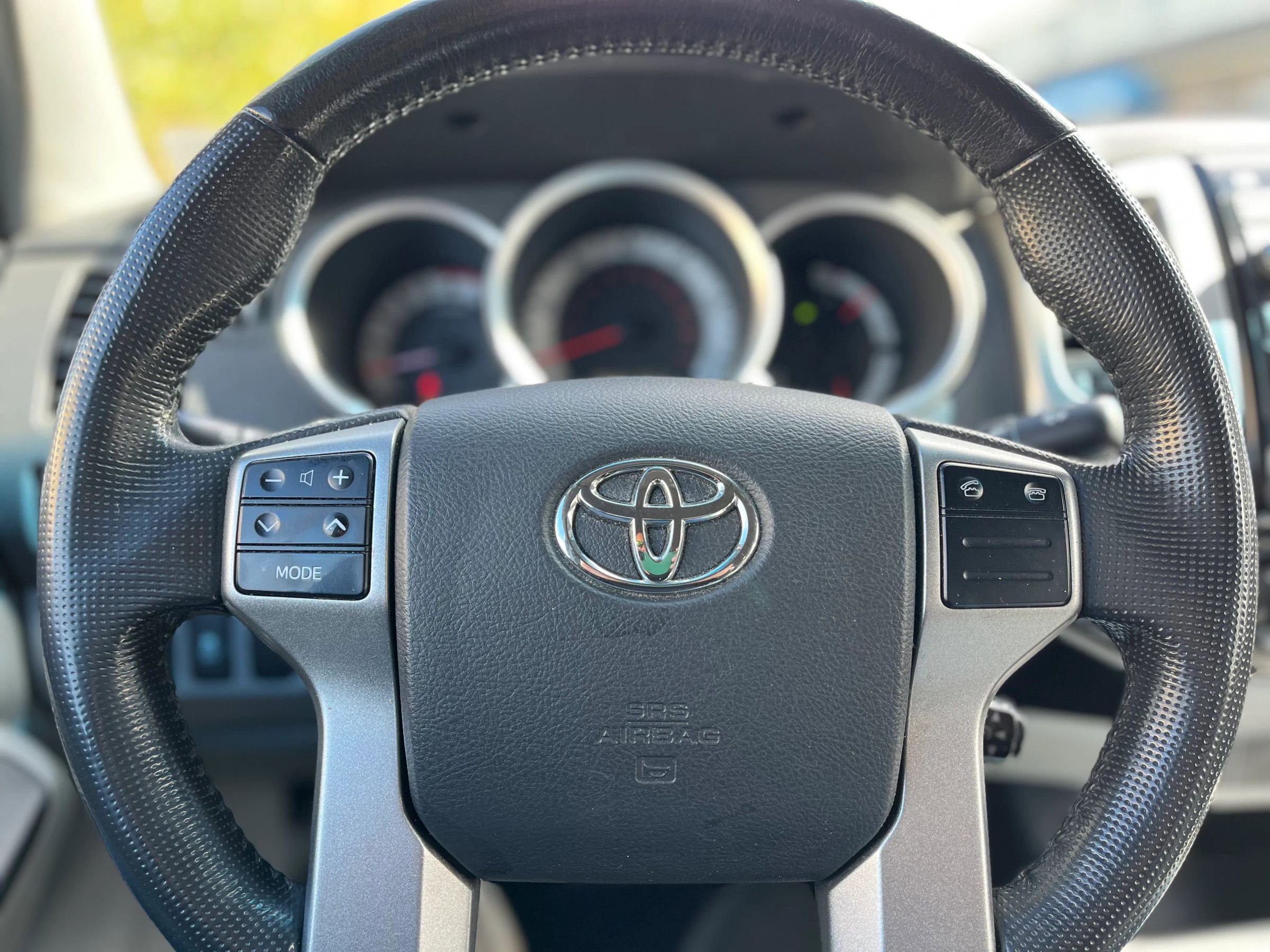 Used 2013 Toyota Tacoma 4x4 Double Cab image 17