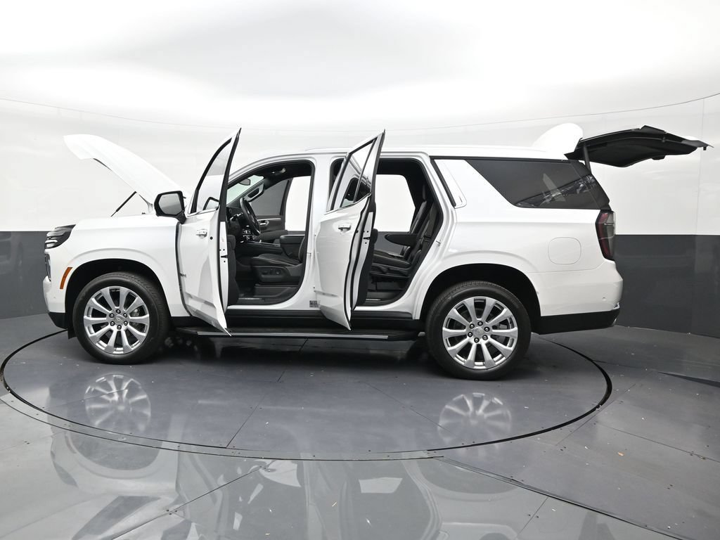 Used 2025 Chevrolet Tahoe Premier RWD image 31