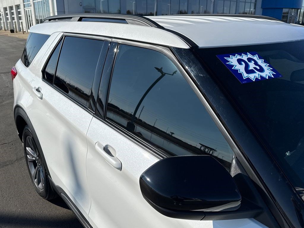 Used 2023 Ford Explorer XLT w/ Equipment Group 202A image 14