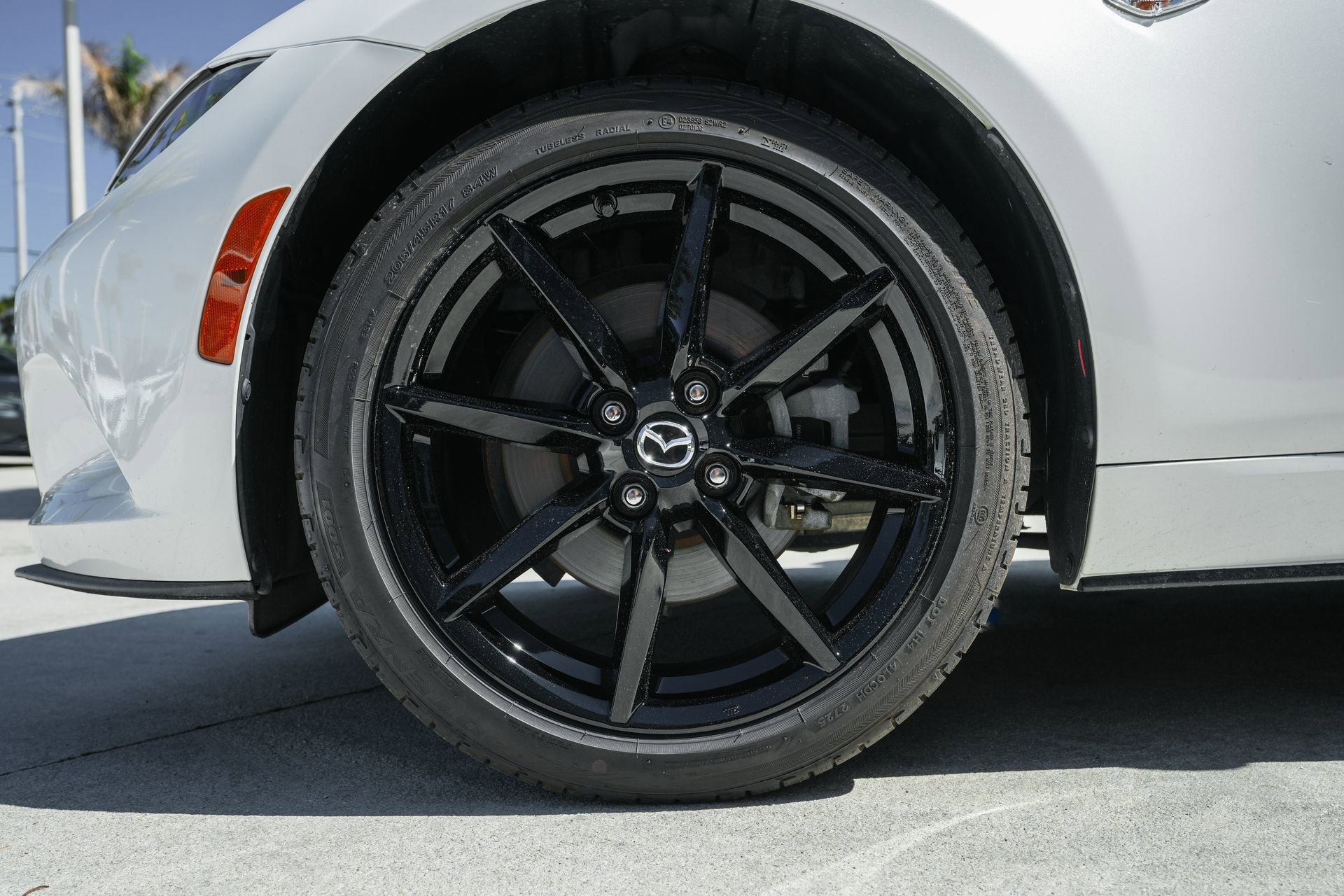 Used 2018 MAZDA MX-5 Miata RF Grand Touring image 34