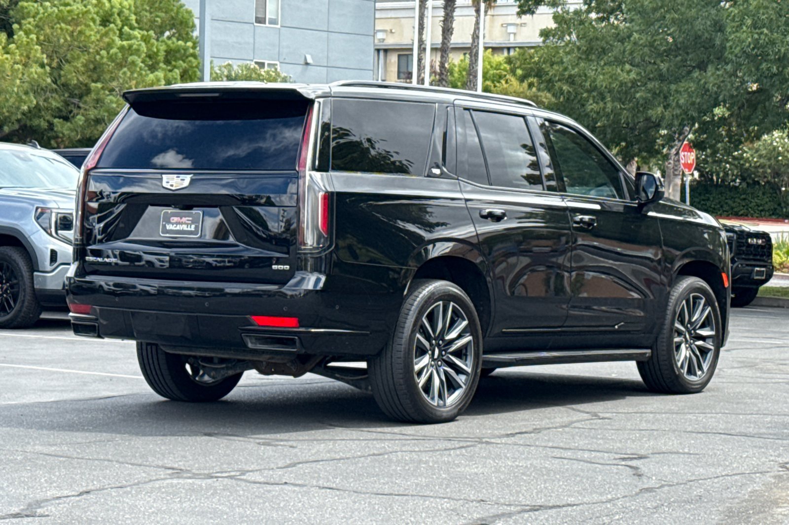 Used 2024 Cadillac Escalade Sport AWD/4WD image 5