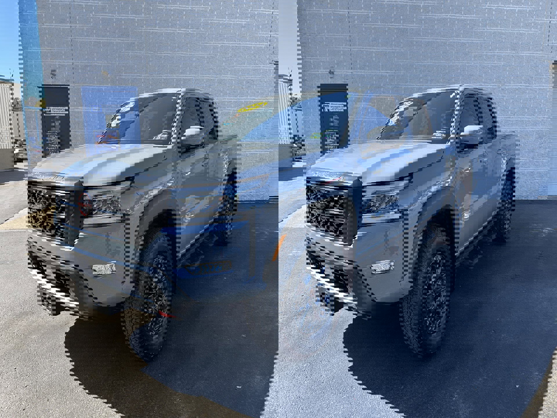 Used 2024 Nissan Frontier PRO-4X w/ Pro Premium Package